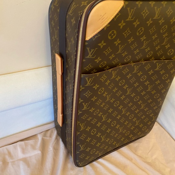 Authentic Louis Vuitton pegase 55 monogram carry on monogram - Picture 5 of 11